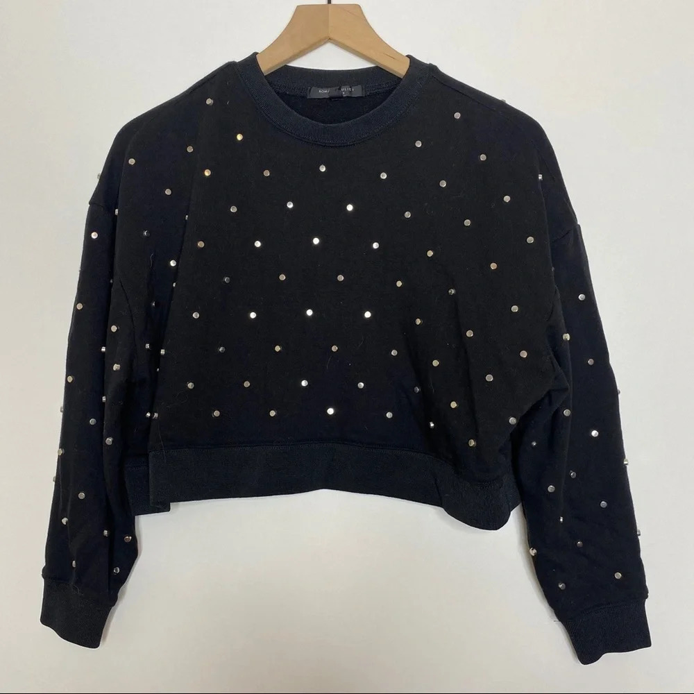 Romeo + Juliet Couture Studded Cropped Sweatshirt - Picture 2 of 7